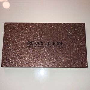 Makeup Revolution Eyeshadow palette